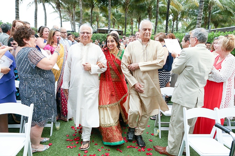 Miami-Beach-Hindu-catholic-wedding_0686