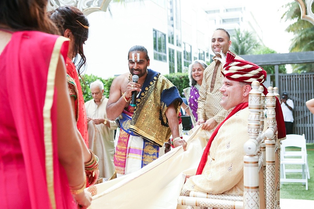 Miami-Beach-Hindu-catholic-wedding_0691