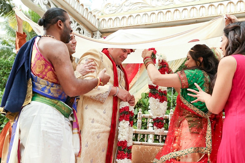 Miami-Beach-Hindu-catholic-wedding_0695