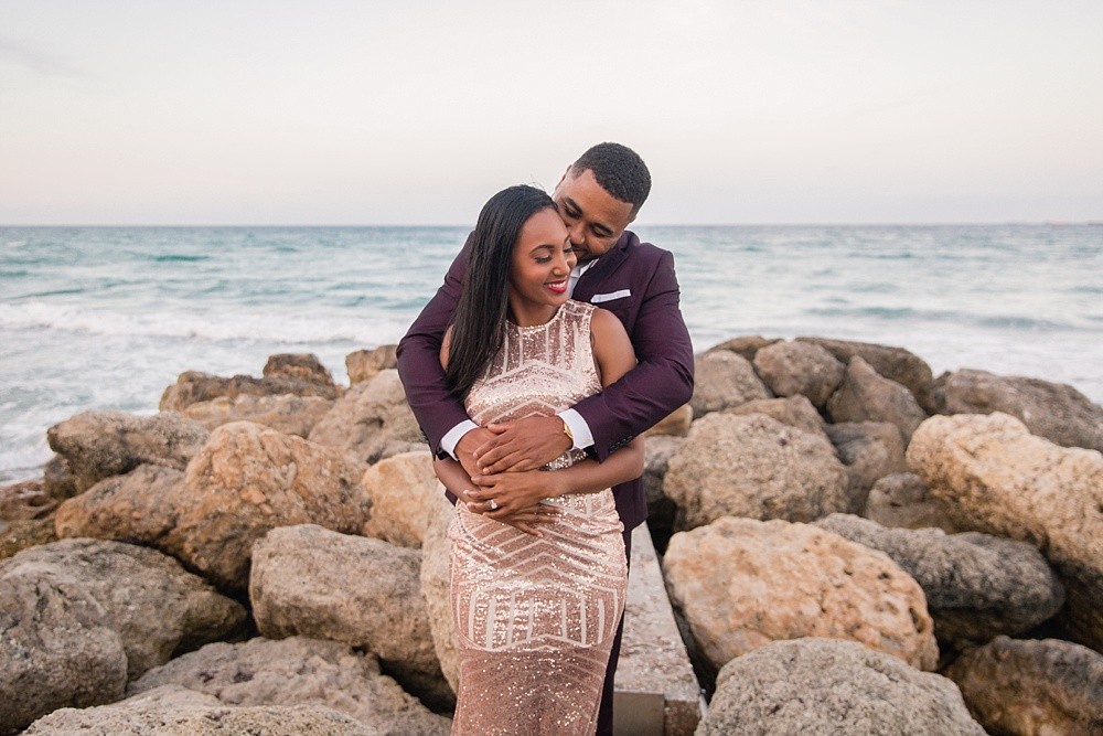 Palm Beach Photographer: Maternity Session at Worth Avenue